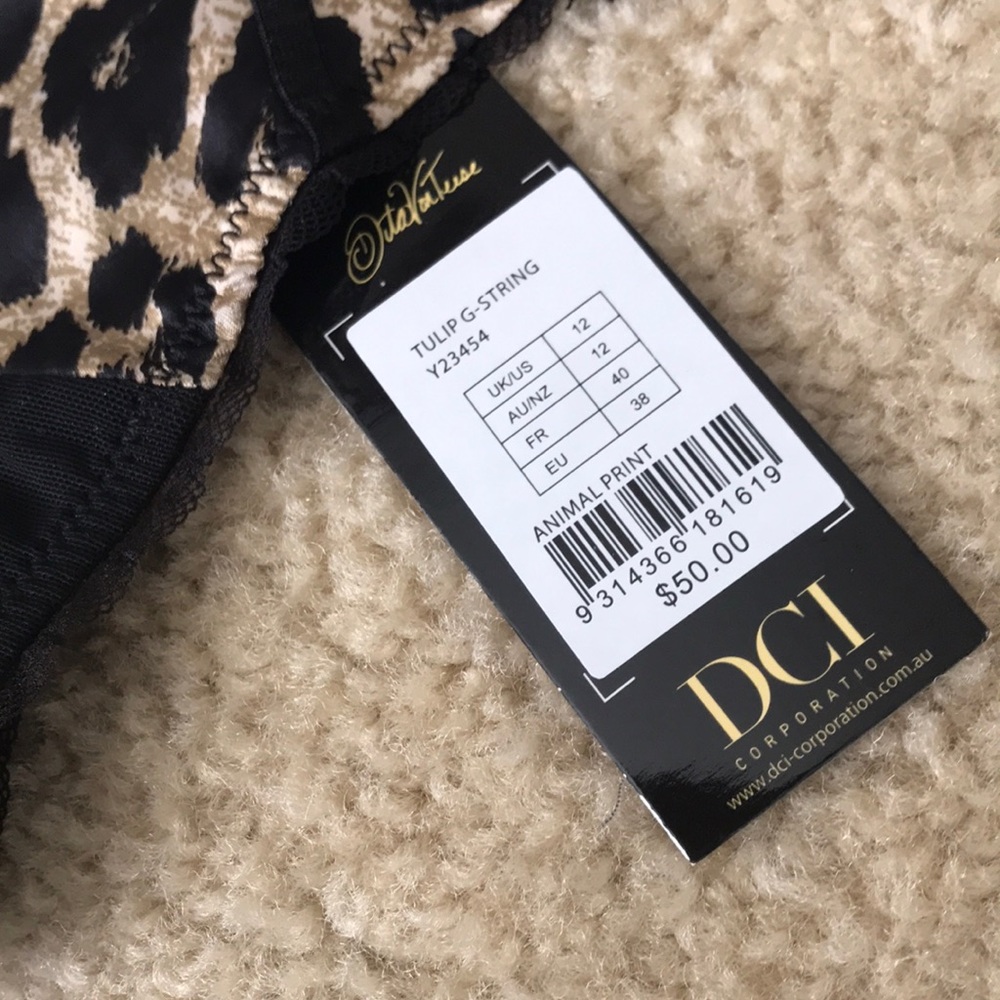 Dita Von Teese 2pc Set. Black Lace Silky (feel) Leopard Print Bra & Thong match. - Picture 13 of 13